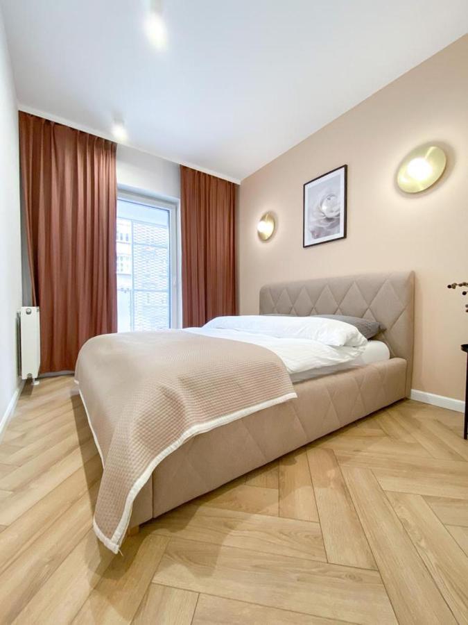 Apartament Family Zwierzyniecka Poznan Exterior photo
